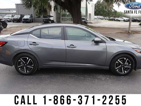 Used 2024 Nissan Sentra SV FWD image 7