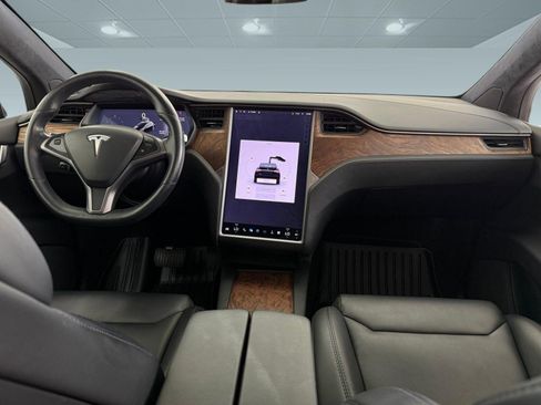 Used 2019 Tesla Model X 75D AWD/4WD image 12