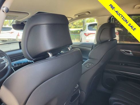 Used 2024 Genesis GV80 2.5T AWD/4WD image 11