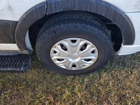 Used 2020 Ford Transit 350 XLT image 2