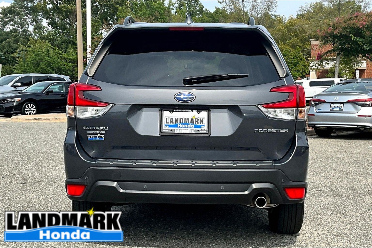 Used 2022 Subaru Forester Limited AWD/4WD image 4