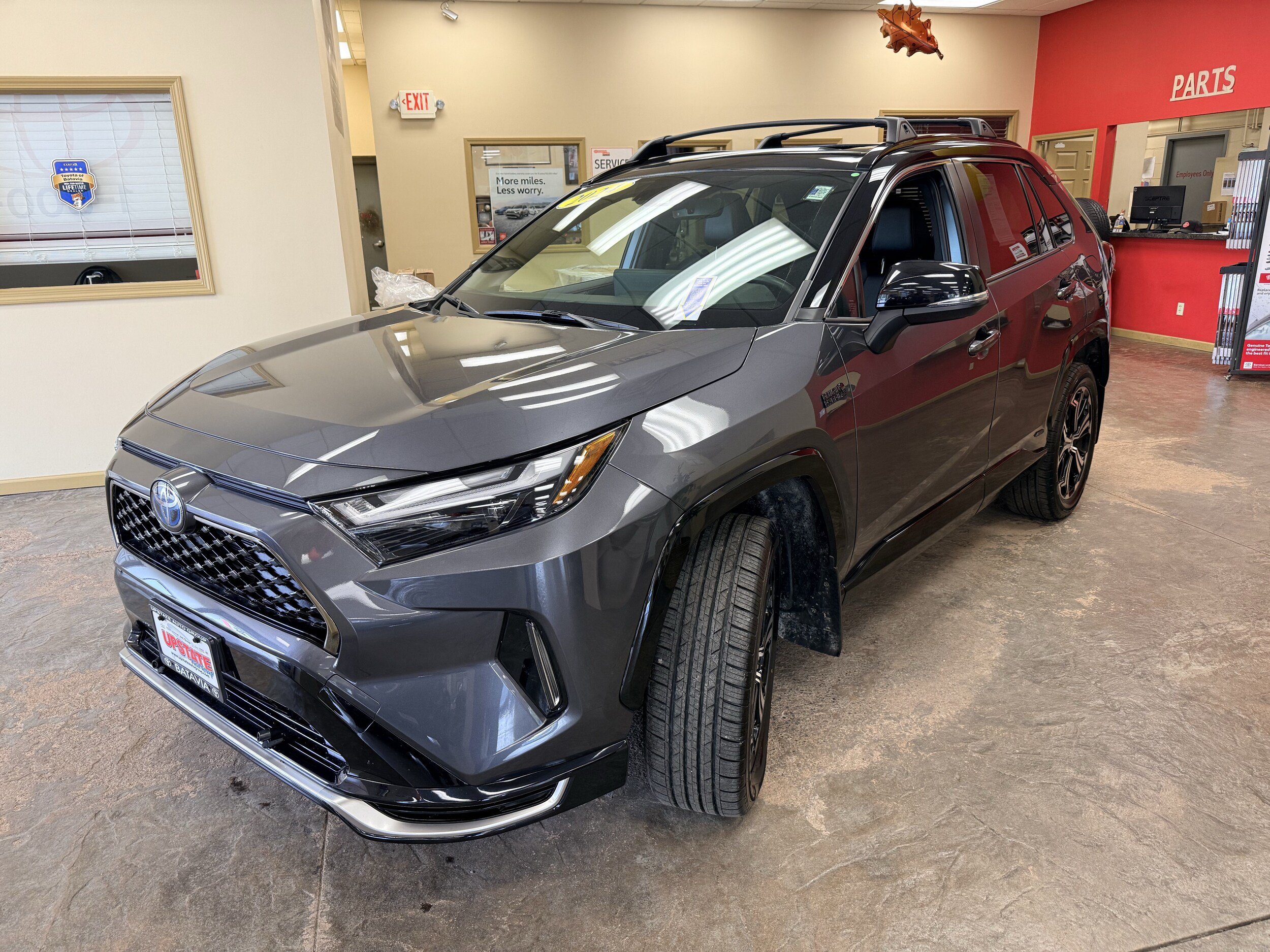 Used 2024 Toyota RAV4 XSE w/ Weather Package AWD/4WD image 3