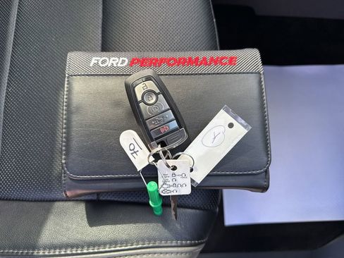 Used 2018 Ford F150 Raptor w/ Equipment Group 802A Luxury AWD/4WD image 58