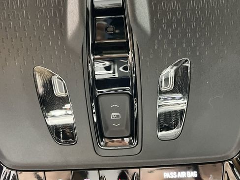 New 2025 Cadillac Lyriq Luxury image 26