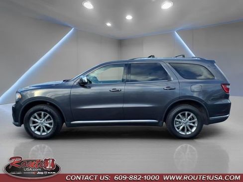 Used 2017 Dodge Durango SXT AWD/4WD image 7