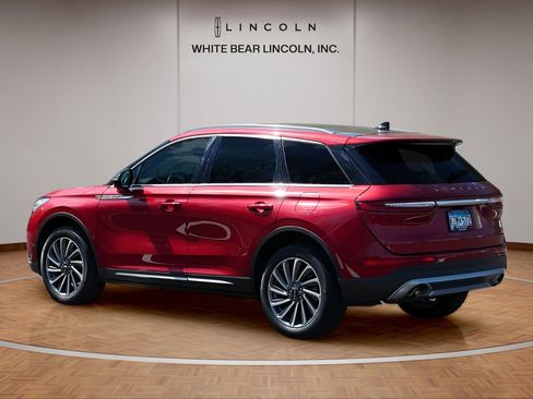 Certified 2023 Lincoln Corsair Reserve w/ Equipment Group 201A AWD/4WD image 7