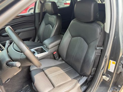 Used 2014 Cadillac SRX Luxury w/ LPO, Sports Edition Package FWD image 18