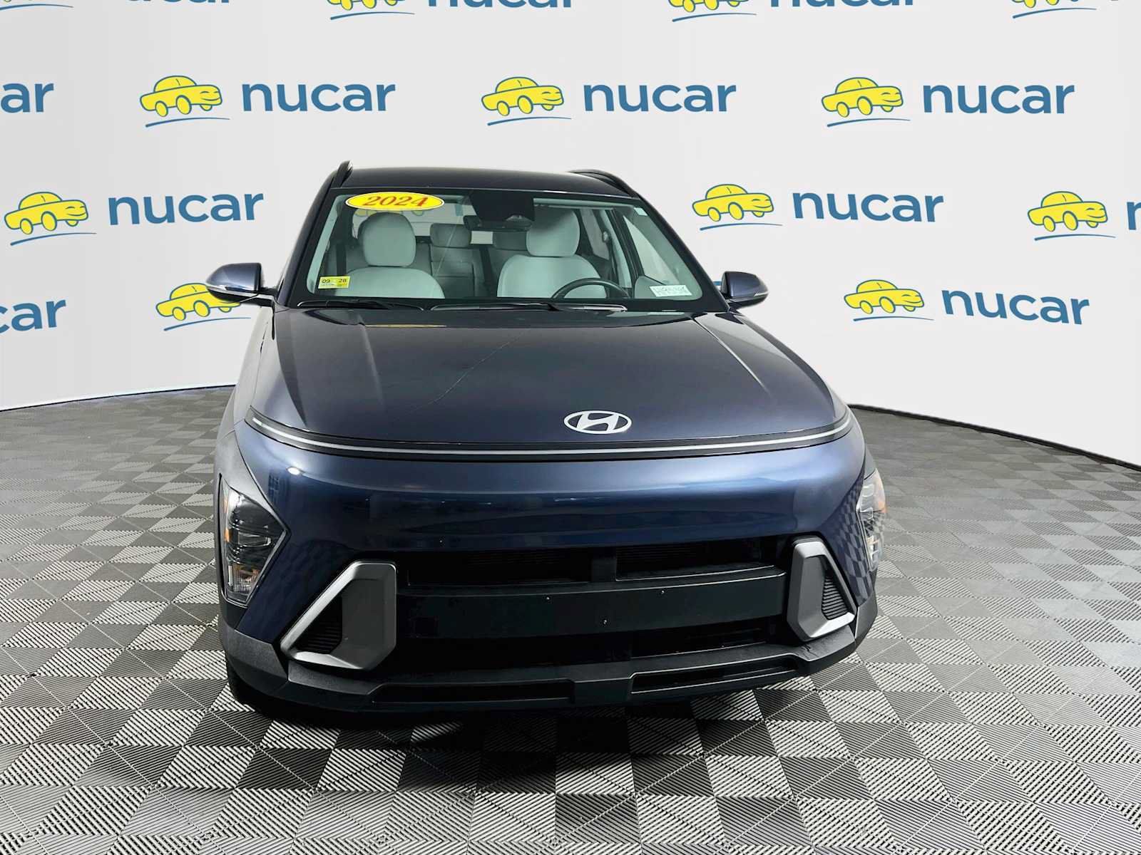 Certified 2024 Hyundai Kona SEL w/ Convenience Package AWD/4WD image 2