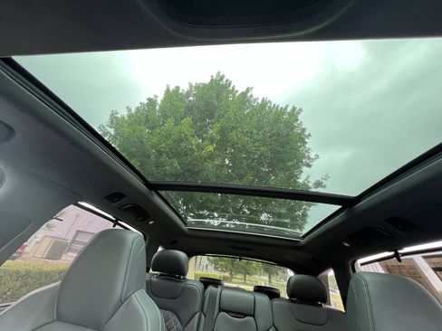 Certified 2023 Audi SQ7 Prestige AWD/4WD image 28