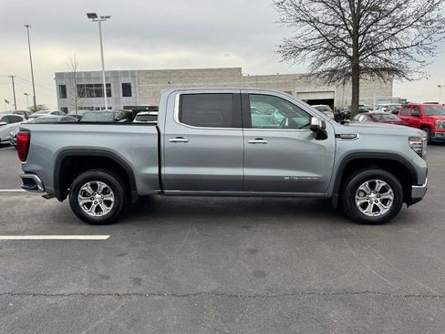 Used 2025 GMC Sierra 1500 SLT AWD/4WD image 2