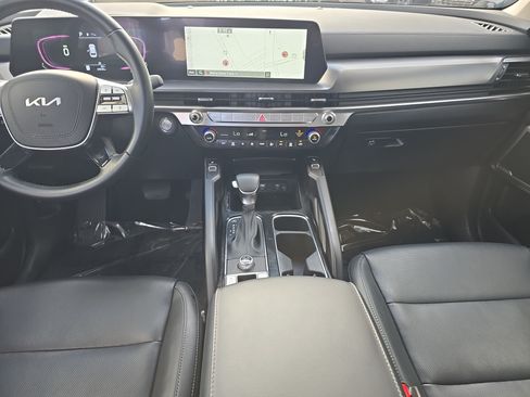 Certified 2024 Kia Telluride S w/ S Sunroof Package FWD image 14