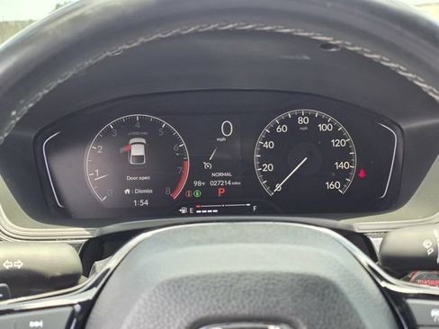 Used 2025 Honda Civic Sport image 11