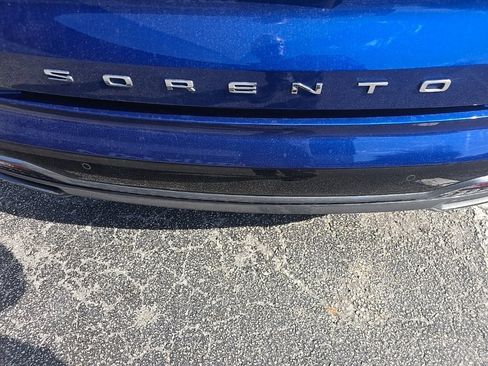 Certified 2021 Kia Sorento SX image 6