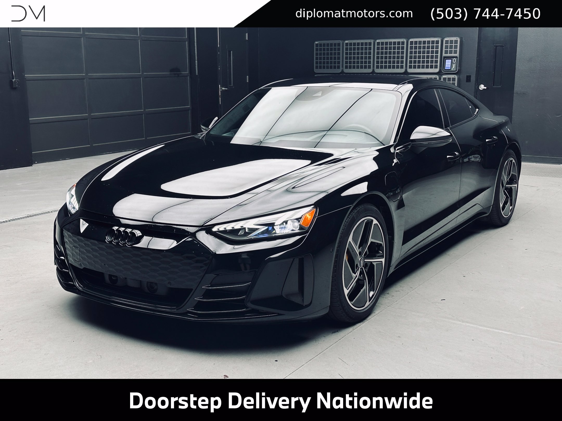 Used 2023 Audi RS e-tron GT w/ Carbon Performance Package AWD/4WD image 1