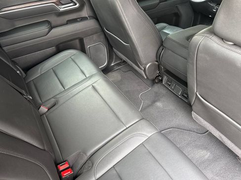 Used 2025 GMC Sierra 1500 SLT AWD/4WD image 16