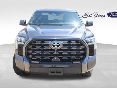 Used 2023 Toyota Tundra Platinum AWD/4WD image 2