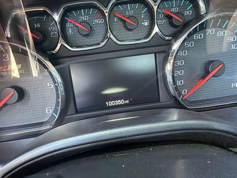 Used 2017 Chevrolet Silverado 1500 LT w/ All Star Edition AWD/4WD image 8