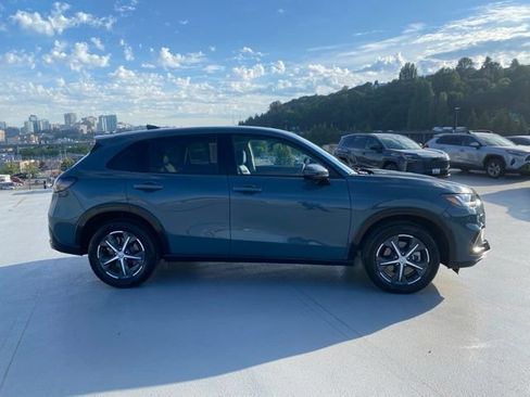 Used 2024 Honda HR-V EX-L image 3