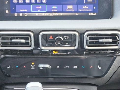 New 2026 Nissan Sentra SR w/ SR Premium Package FWD image 23