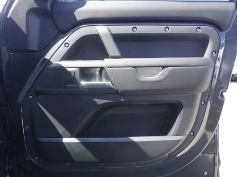 New 2025 Land Rover Defender 130 S image 21