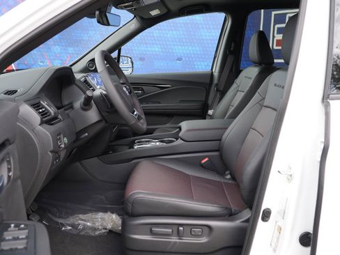 New 2026 Honda Ridgeline Black Edition image 16