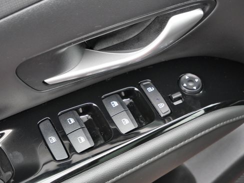 Certified 2024 Hyundai Tucson Limited image 19