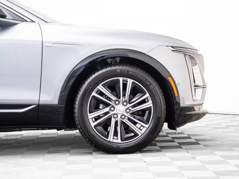 New 2026 Cadillac Lyriq Luxury image 28