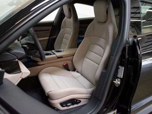 Used 2025 Porsche Taycan 4 image 5