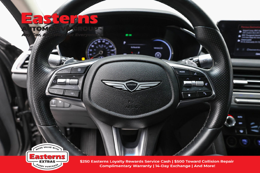 Used 2025 Genesis G70 2.5T RWD image 11