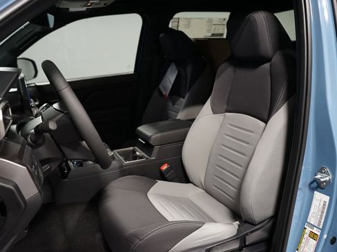 New 2026 Toyota Tacoma TRD Off-Road image 29