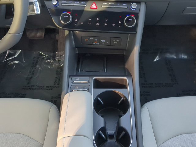 New 2024 Hyundai Sonata SEL w/ Convenience Package FWD image 18