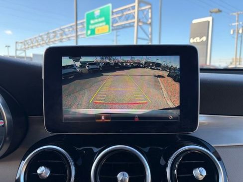 Used 2017 Mercedes-Benz GLC 300 4MATIC image 20