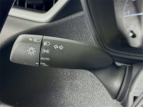 Certified 2025 Toyota Corolla LE image 15