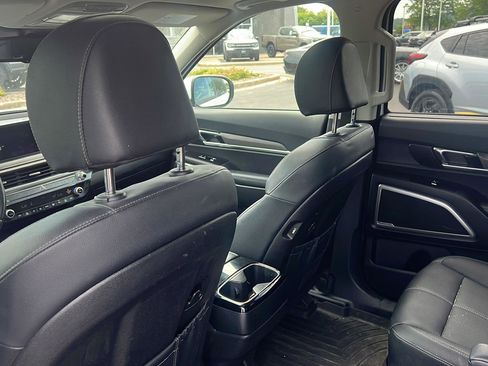 Used 2022 Kia Telluride EX w/ EX Premium Package AWD/4WD image 19
