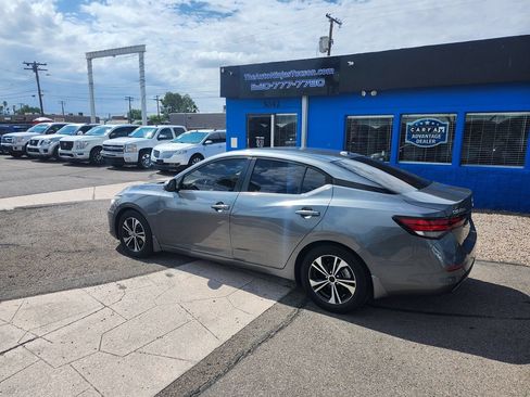 Used 2021 Nissan Sentra SV FWD image 4