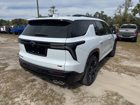 New 2026 Chevrolet Traverse RS w/ LPO, Floor Liner Package image 4