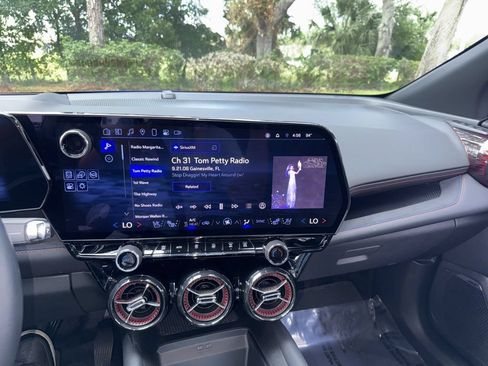 Used 2025 Chevrolet Blazer EV RS RWD image 69