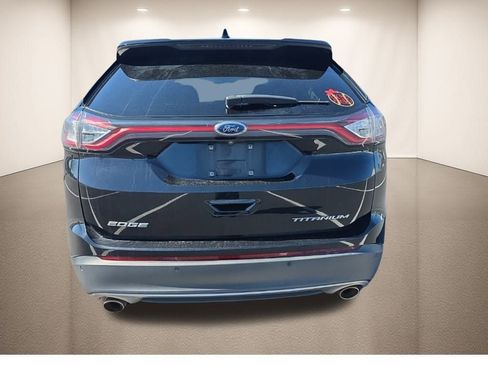 Used 2018 Ford Edge Titanium w/ Equipment Group 301A image 6