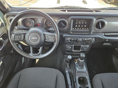 Used 2023 Jeep Wrangler Unlimited Sport AWD/4WD image 6