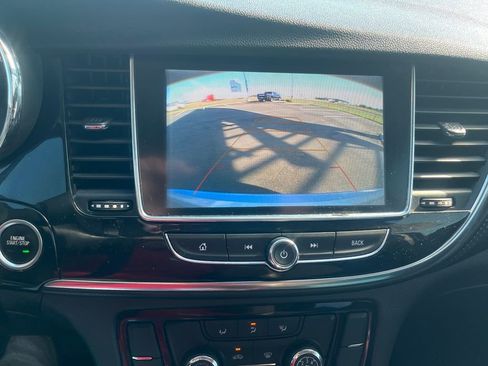 Used 2018 Buick Encore Preferred image 17