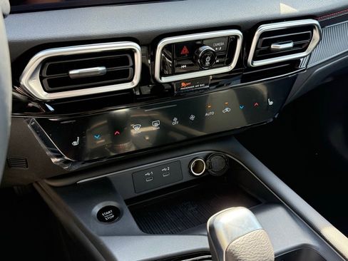 New 2026 Nissan Sentra SR w/ SR Premium Package FWD image 14