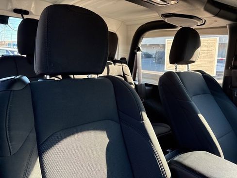Used 2023 Jeep Wrangler Sport image 21