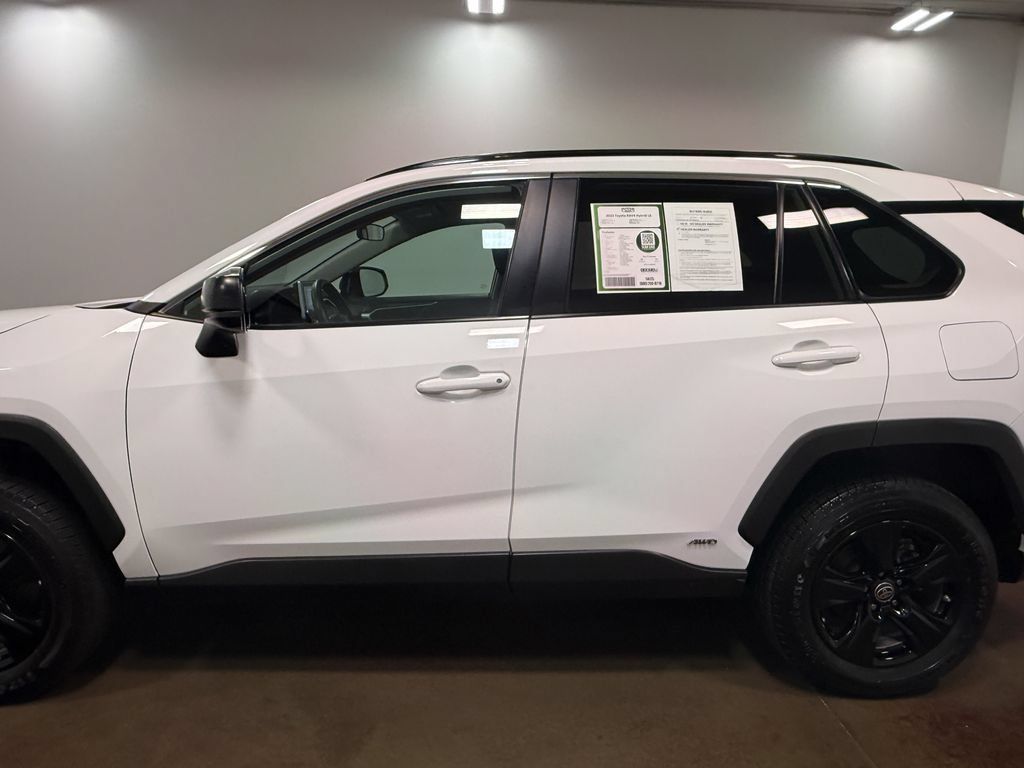 Used 2023 Toyota RAV4 LE AWD/4WD image 37