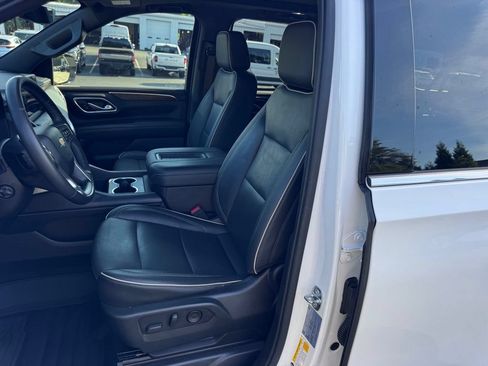Used 2021 Chevrolet Suburban Premier AWD/4WD image 20
