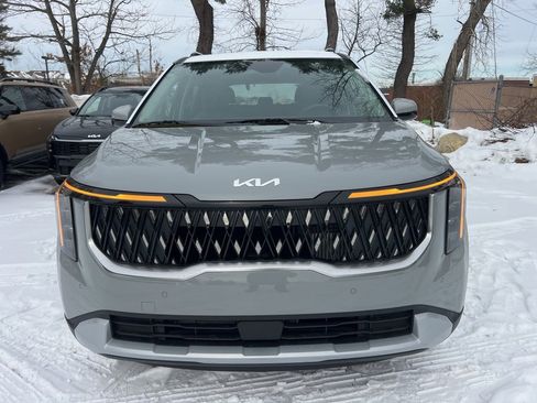 New 2026 Kia Carnival EX image 6