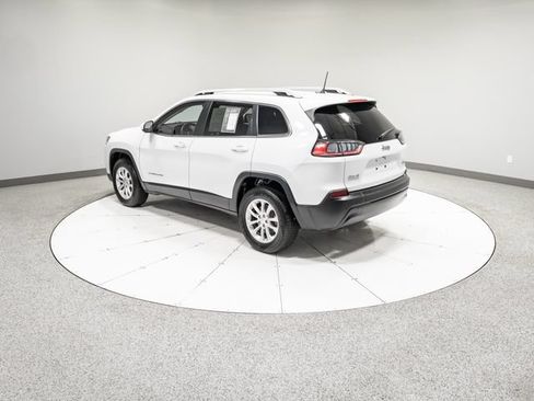 Used 2019 Jeep Cherokee Latitude w/ Popular Appearance Group AWD/4WD image 28