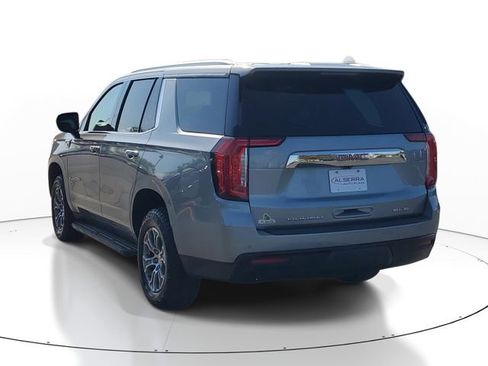Used 2024 GMC Yukon SLE AWD/4WD image 3