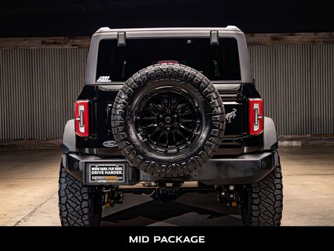 Used 2023 Ford Bronco Outer Banks w/ Sasquatch Package image 8