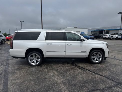 Used 2018 Cadillac Escalade ESV Premium Luxury AWD/4WD image 6