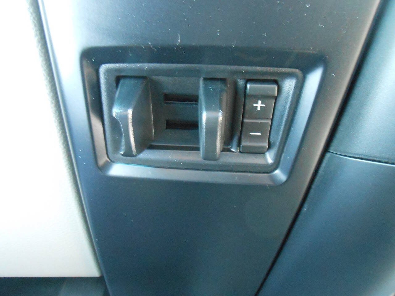 Used 2016 Ford F150 XL w/ XL Power Equipment Group AWD/4WD image 16